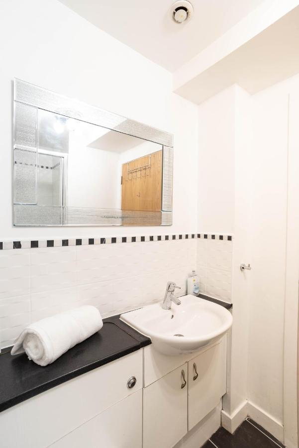 Modern Apartment, In The Heart Of غلاسغو المظهر الخارجي الصورة