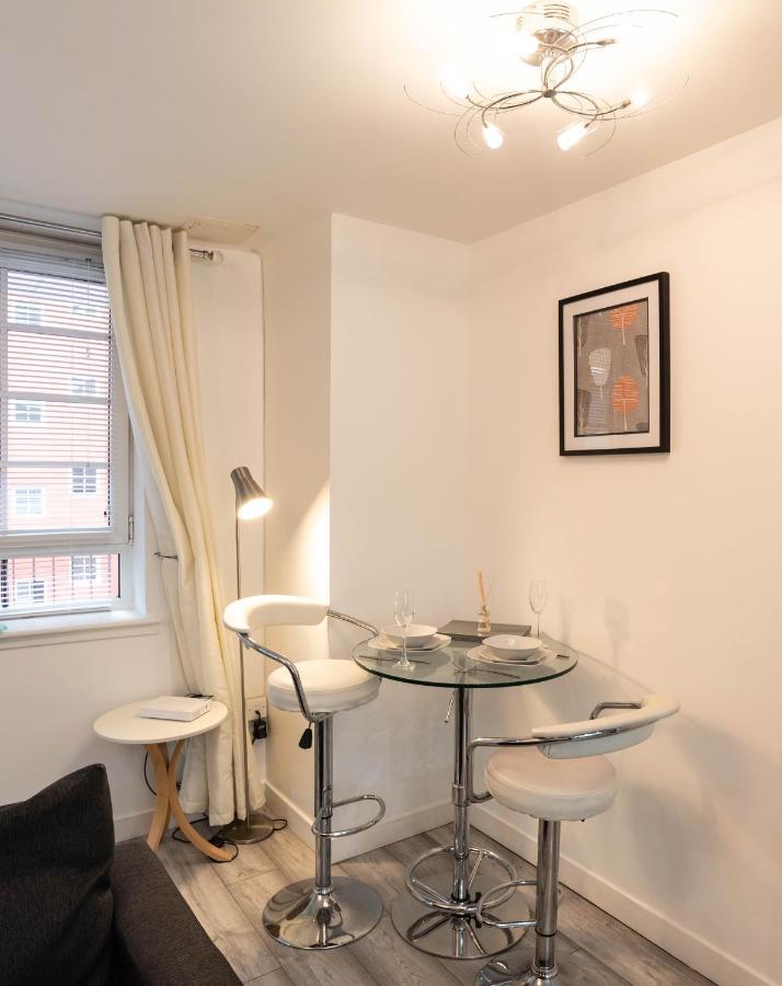 Modern Apartment, In The Heart Of غلاسغو المظهر الخارجي الصورة